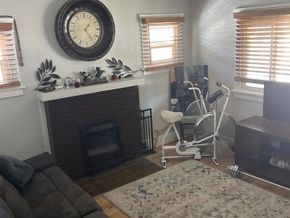 3rd image of 2731 Harrison Blvd #A
