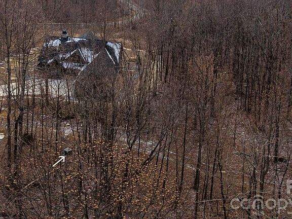 3rd image of 630 S Cove Rd