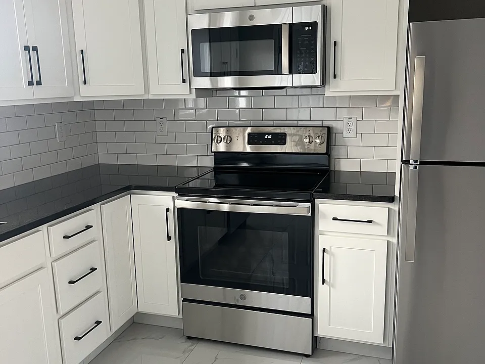 60-62 White Rock Rd