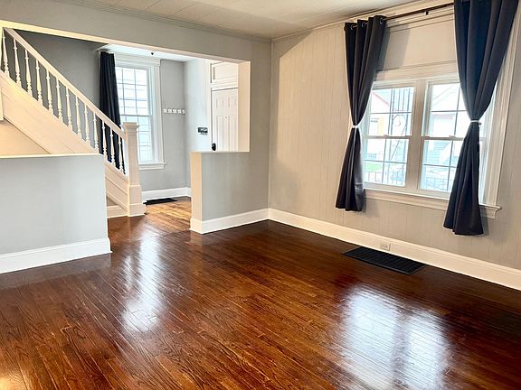 3rd image of 6148 Cedar Ave