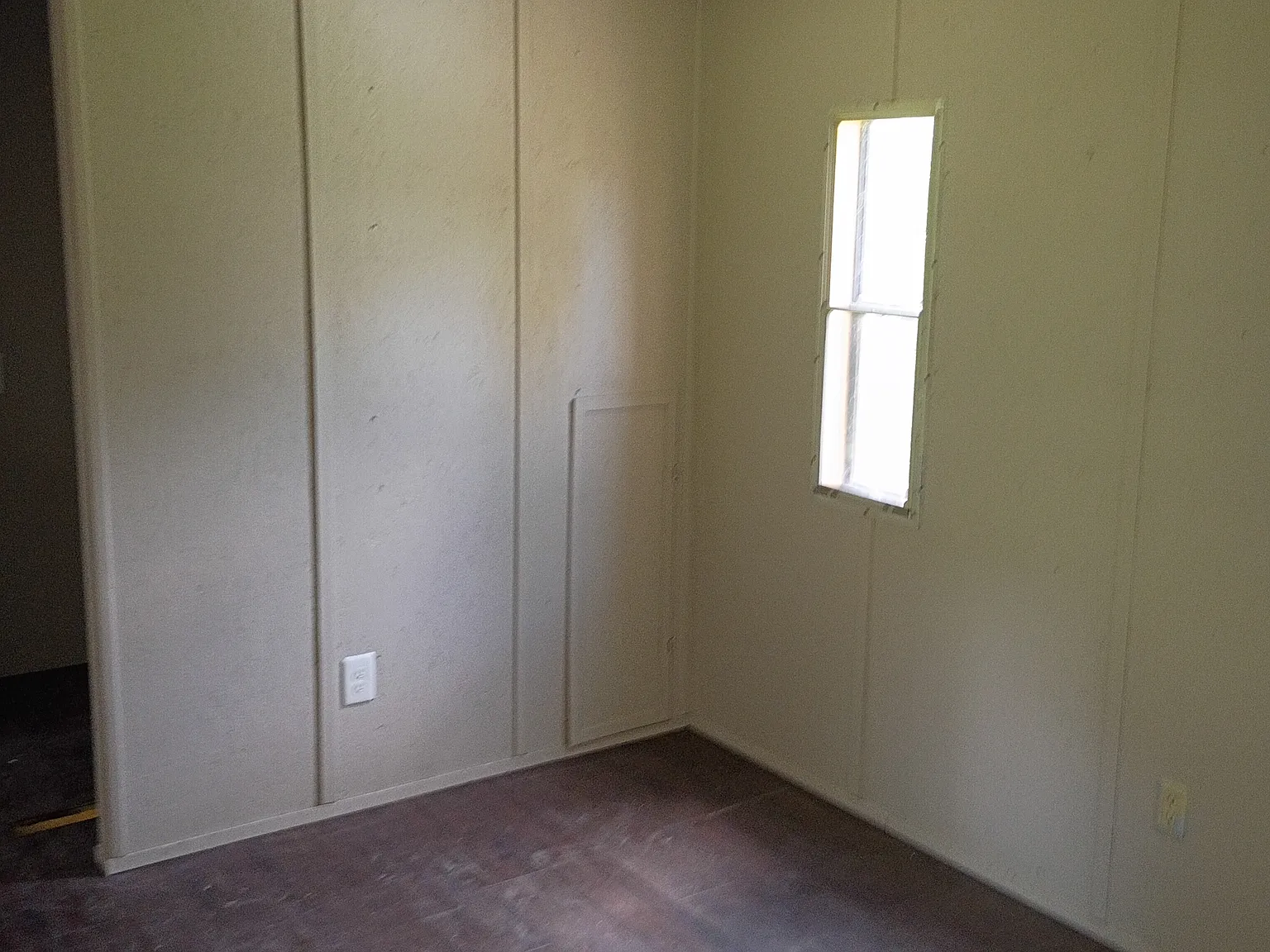 3 bed, 924 sqft, $1,000 — Photo 3