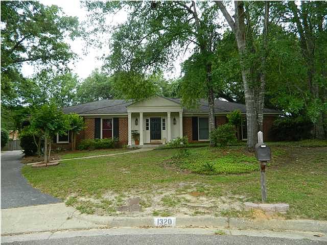 1st image of 1320 Dellwyn Ct