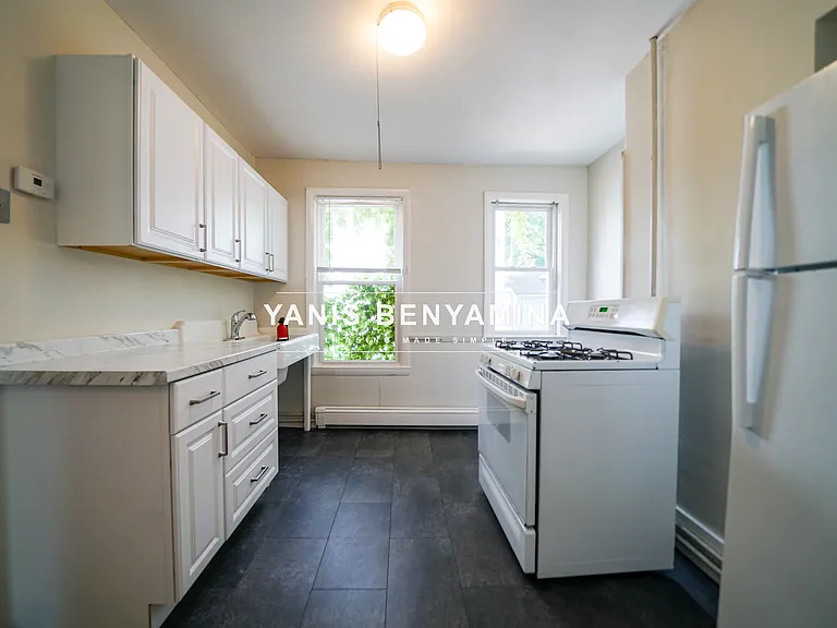 503 Franklin St #2 — Photo 2