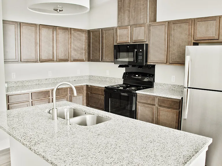 330 Archdale Dr — Photo 2