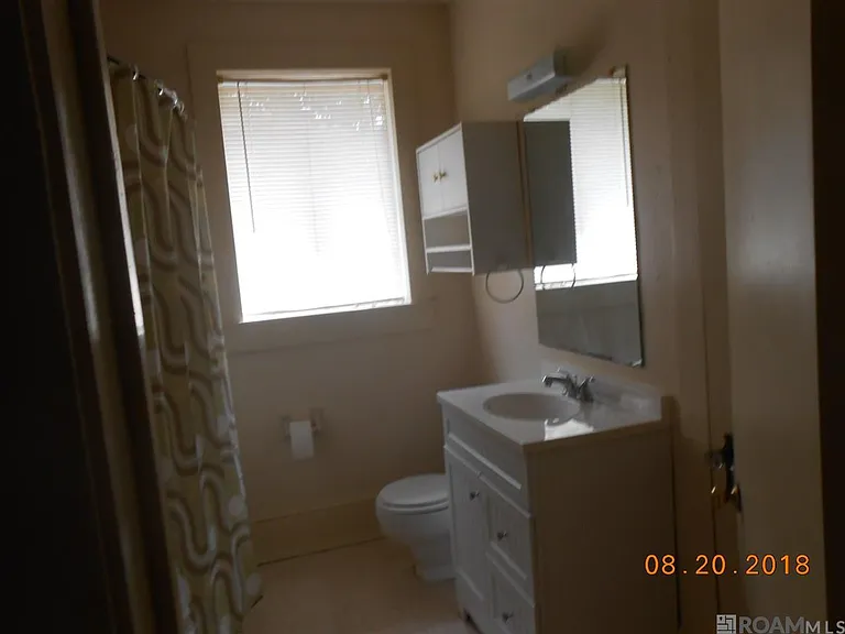 2148 Stanford Ave — Photo 10