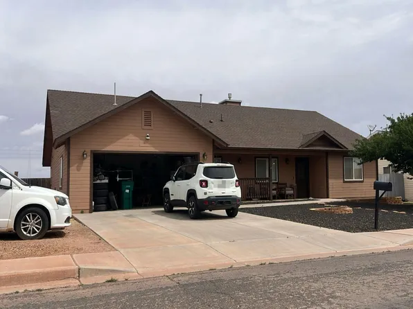 1972 Iron Horse Dr, Winslow, AZ 86047