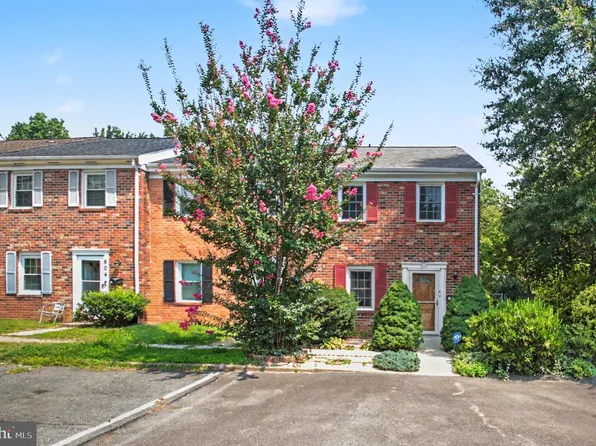 600 Olde Greenwich Cir, Fredericksburg, VA 22408