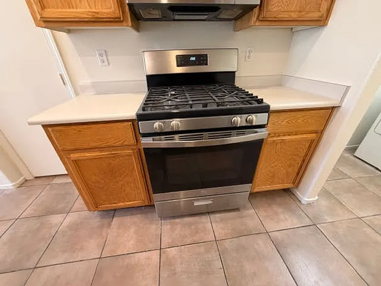 8112 Autumn Star Ave — Photo 10