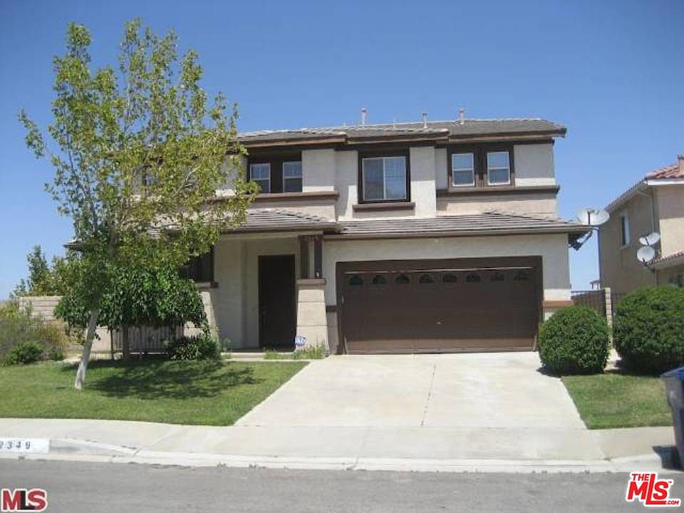 1st image of 2349 Carolyn Dr