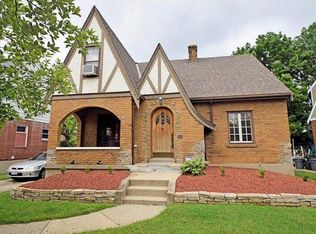 7215 Plainfield Rd, Cincinnati, OH 45236