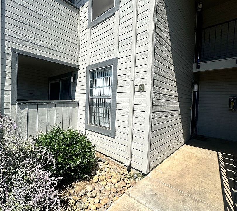 1st image of 3901 Dale Rd APT B