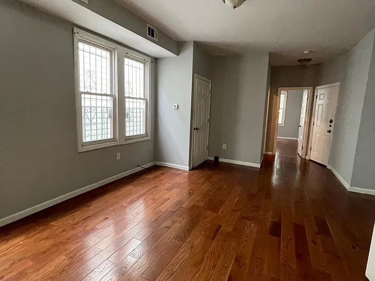 269 Hobson St #2L — Photo 5