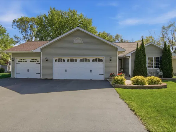 2719 Pine View Road, Eau Claire, WI 54703