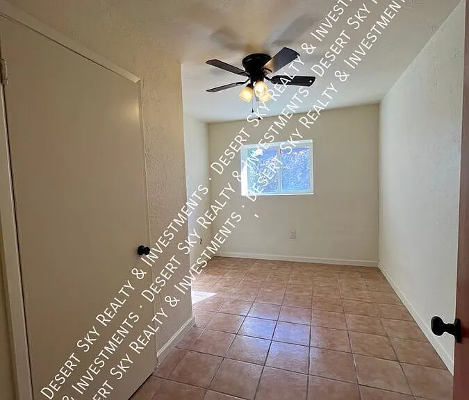 1717 W Boutz Rd #2 — Photo 10