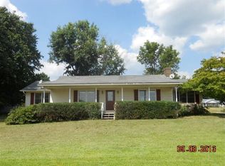 363 Maple Ridge Dr, Jackson, GA 30233