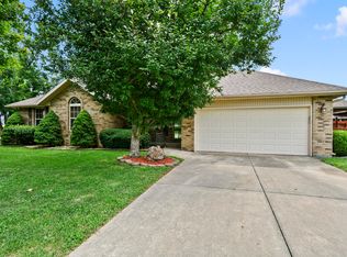 610 N Ellen Street, Nixa, MO 65714