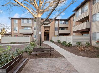 19419 Brassie Pl APT 102, Montgomery Village, MD 20886