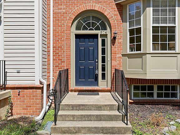 3rd image of 974 Jubal Way