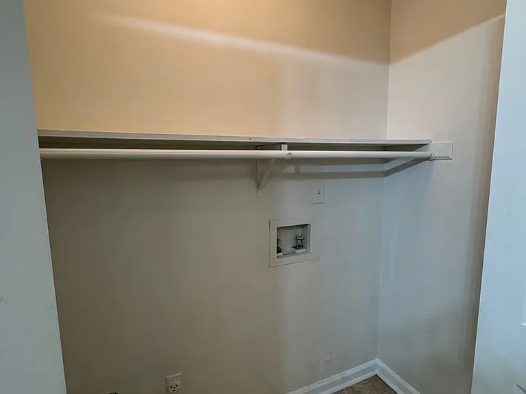 111 Fairhaven Ct — Photo 27