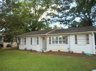 109 Knoll Crest Dr, Birmingham, AL 35209