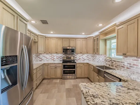 504 Junell St, Sulphur Springs, TX 75482