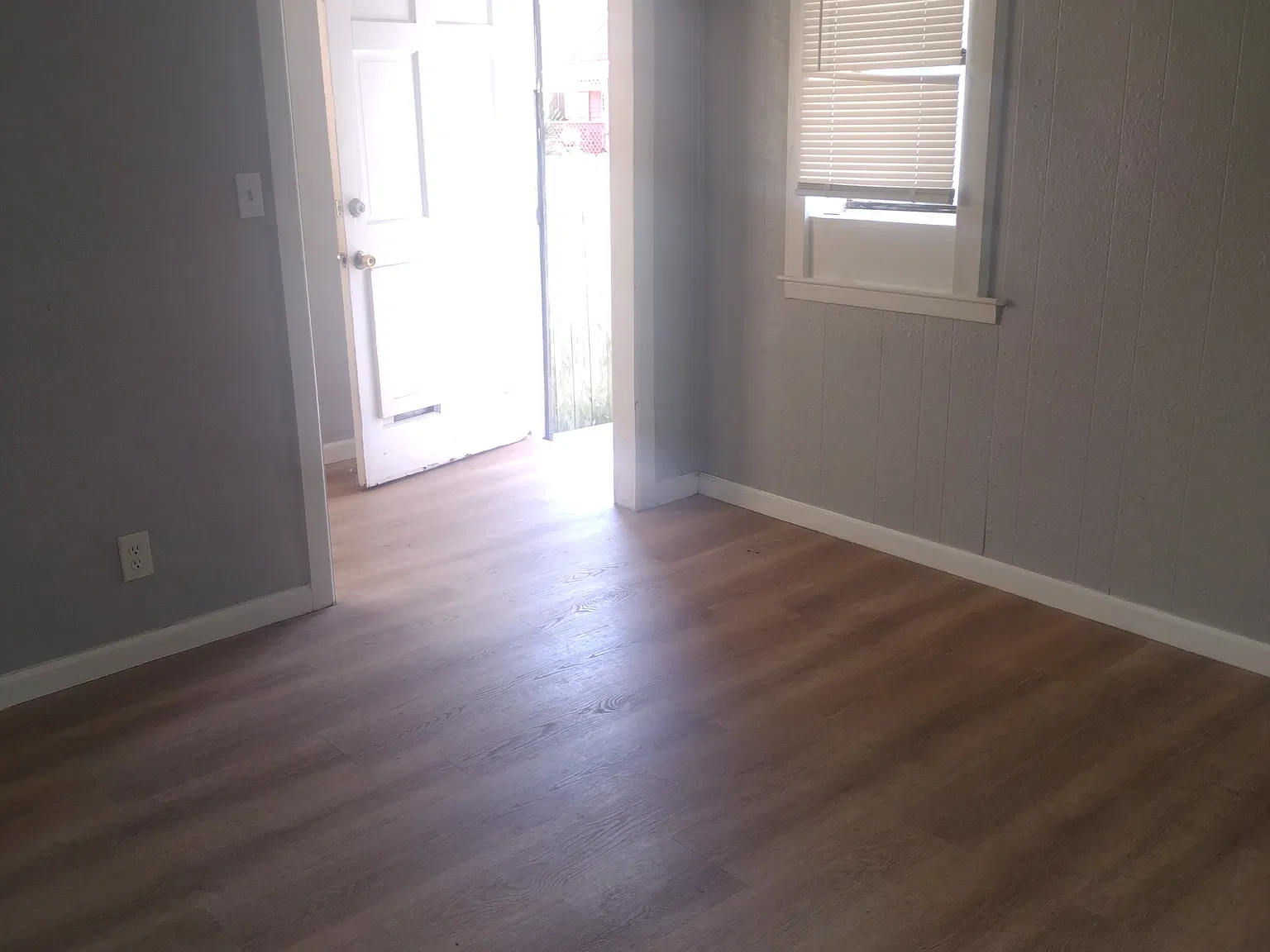 J H Clouser Ln, Galveston — Photo 4