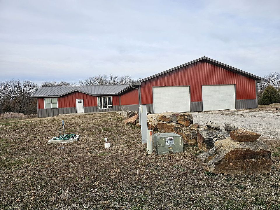 1st image of 140 SE 26th Rd