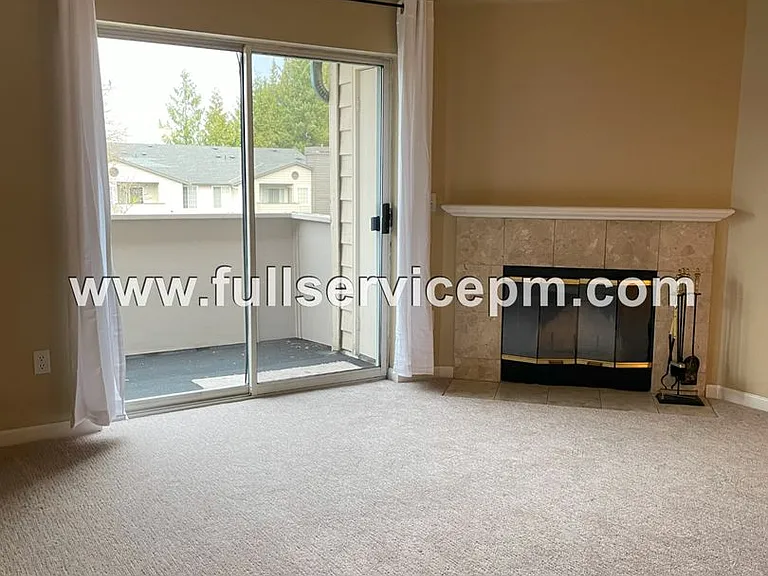 17624 1st Ave S #A302 — Photo 7