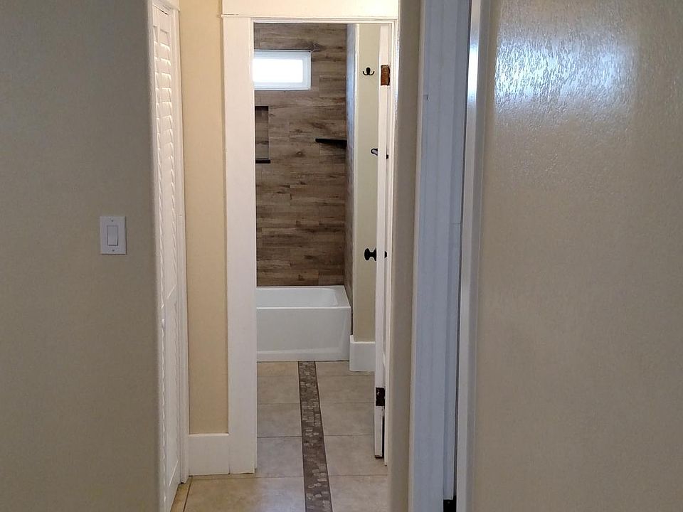 1st image of 221 Southlook Ave