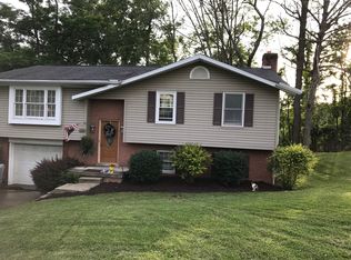 142 Brighton Circle Rd, Clarksburg, WV 26301