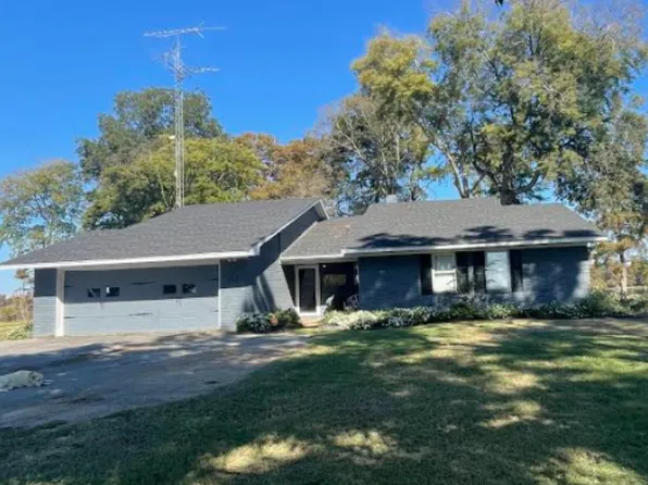 377 Stuart Island Rd, Lake Village, AR 71653
