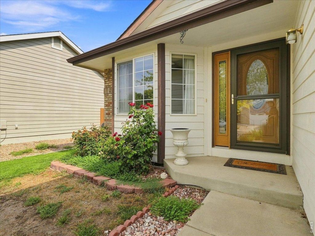 304 Tuckaway Ct