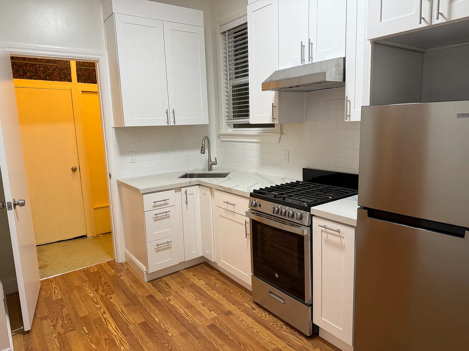 1 bed, $3,498 — Photo 3