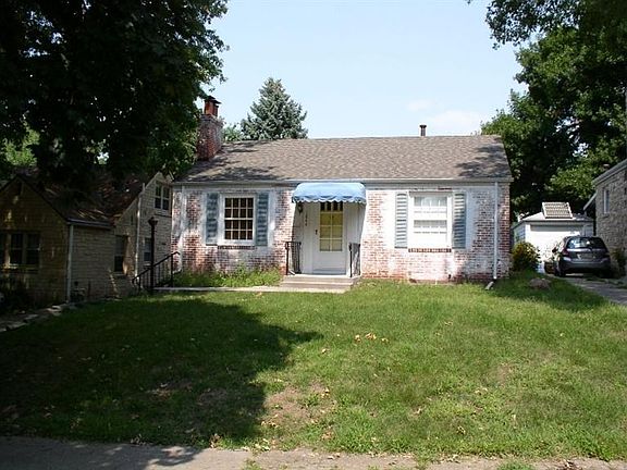 3rd image of 1844 Dakota St