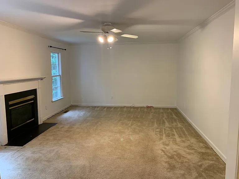 2912 Vanna Ln — Photo 12
