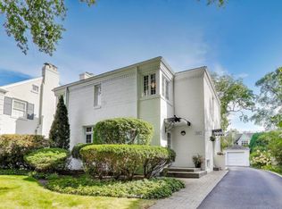 1947 Kenilworth Ave, Wilmette, IL
