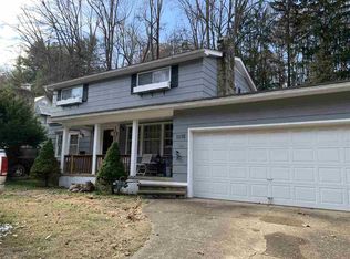 1132 S Jefferson Dr, Huntington, WV 25701
