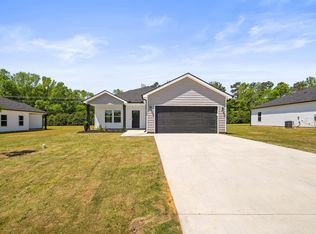 225 Essex Dr, Clinton, SC 29325