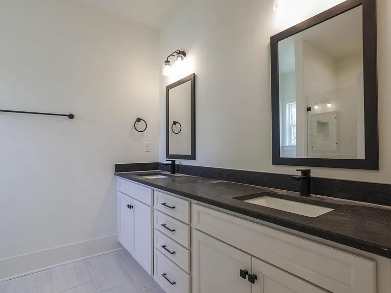 219 Fairground St #101-A — Photo 11
