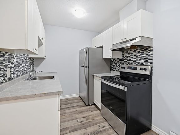 5th image of 6632 Notre Dame St #105