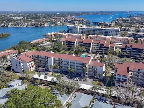 6285 Midnight Pass Rd APT 201, Sarasota, FL 34242