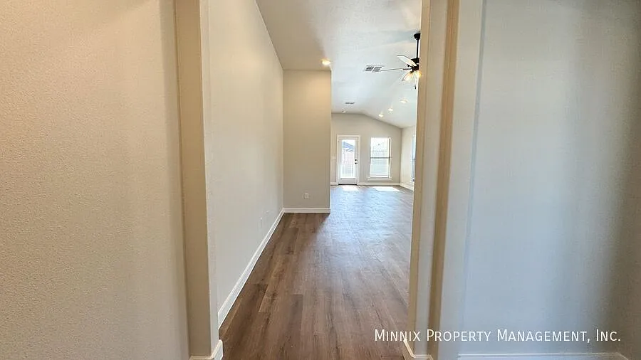 4 bedroom/ 2 bath | Frenship ISD | 2120 Kokomo Ave — Photo 3