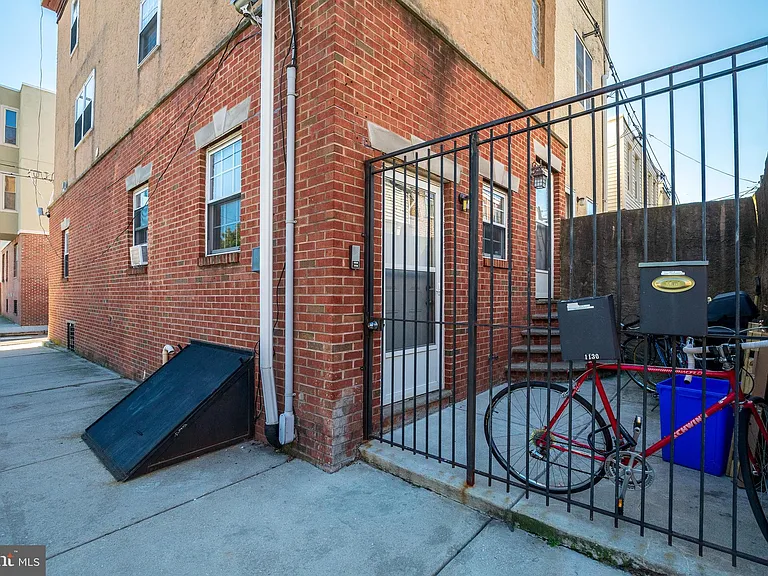 1130 S Dorrance St #A — Photo 19