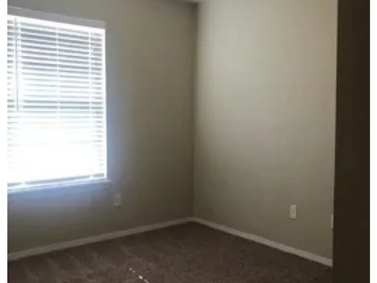 2615 General Franz Sigel Dr — Photo 2