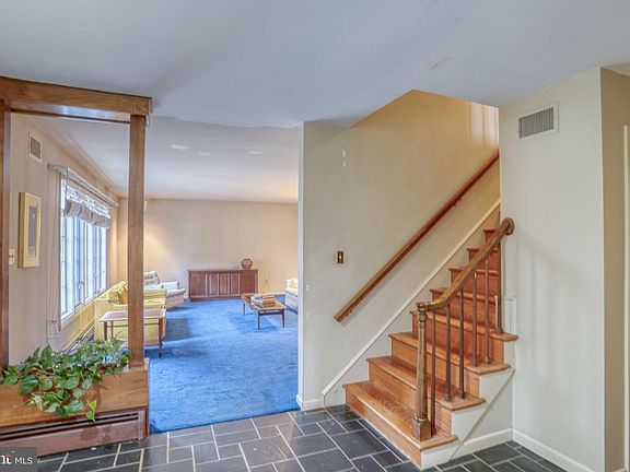4th image of 508 Whitby Dr
