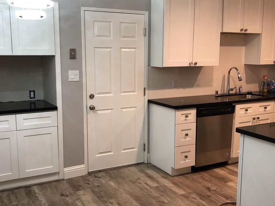 1st image of 6736 Hogan Dr