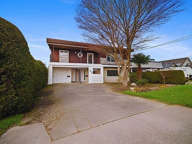 1st image of 225 67a St