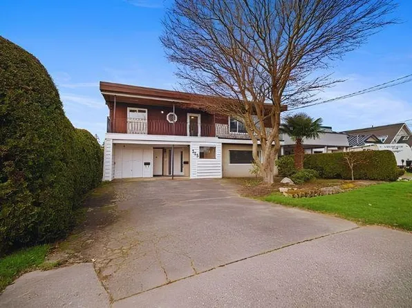 225 67a St, Delta, BC V4L 1L2