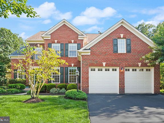 2nd image of 16153 Jordan Crest Ct