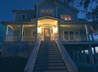 6707 Loggerhead Ct, Oak Island, NC 28465